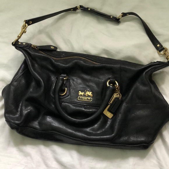 Coach Handbags - Coach leather black bag